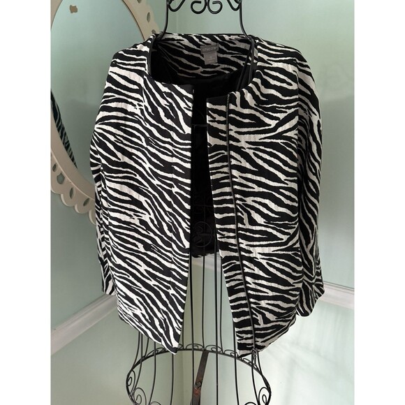 Chicos  Women's White Black Bi-Color Zebra Animal Print Blazer Jacket  Sz 0 S - Picture 4 of 8